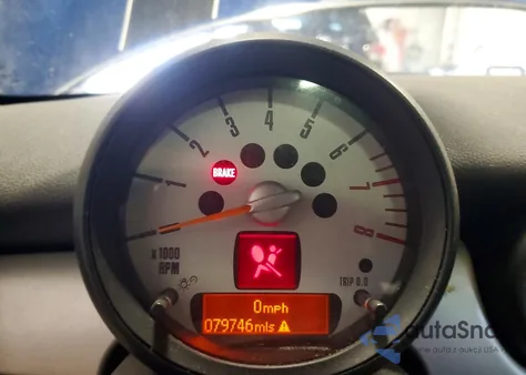 2012 Mini Cooper из США, поврежденный, VIN WMWSU3C55CT369152